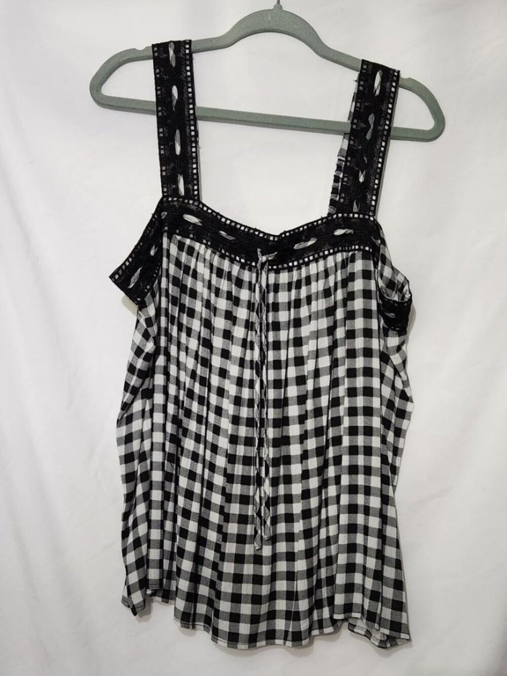 NWT Torrid Gingham Crochet Lace Tank Size 1 Cottagecore Boho Top